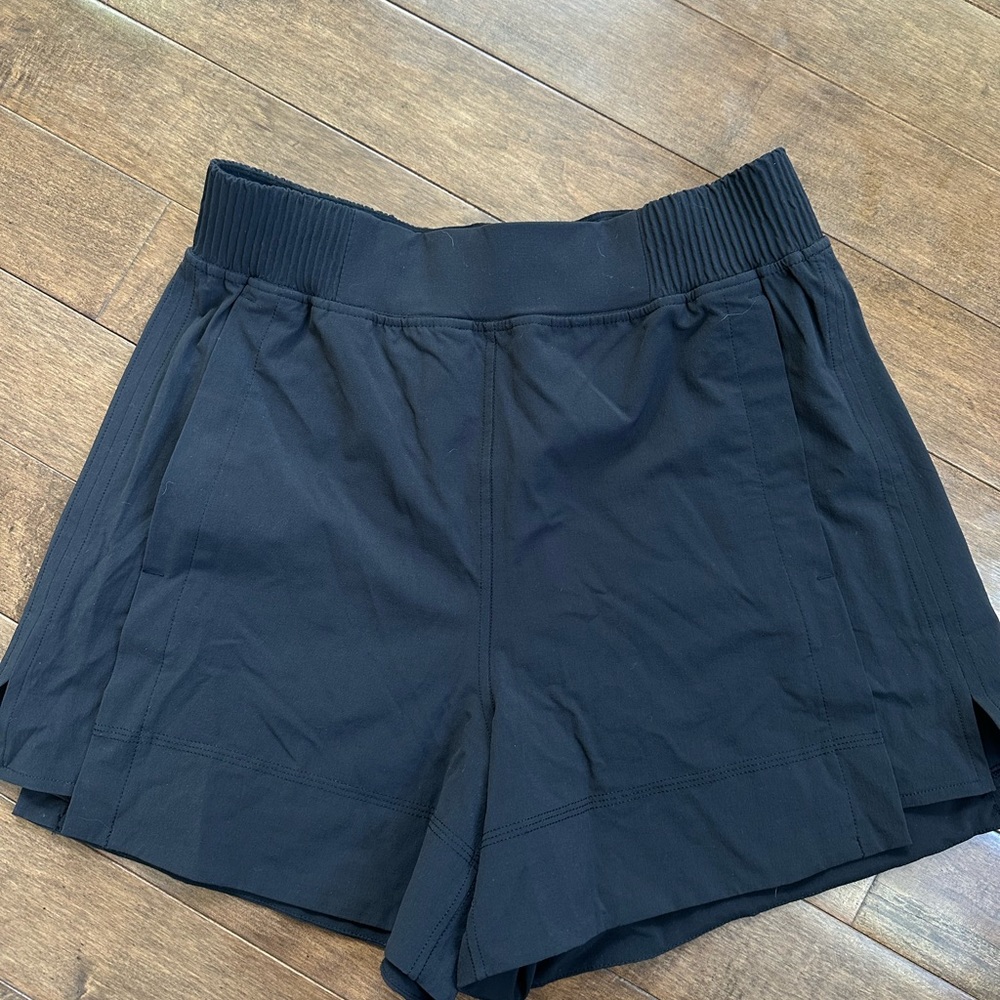 LULULEMON HIGH WAISTED WOVEN SHORT